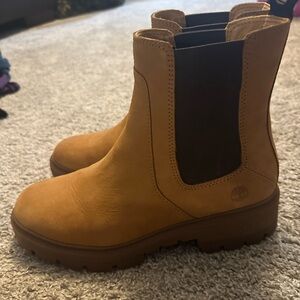 Timberland Wheat/Tan Chelsea Lug Boots